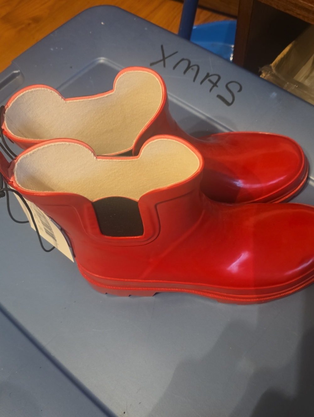 Red Women's Glossy Ankle Rain Boots - Brand: - Picture 5 of 7